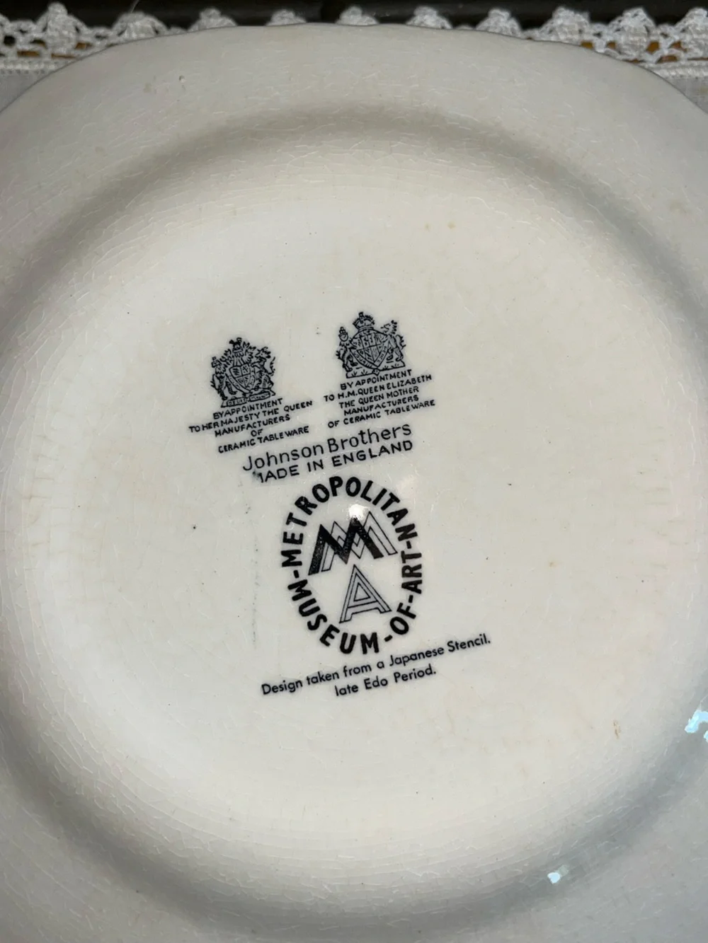 4 Johnson Brothers Metropolitan Museum of Art Hummingbird Blue and White Salad